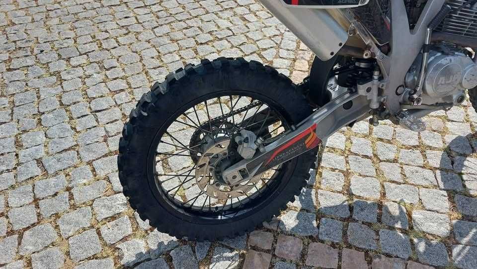 AJP pr3 200 de 2005