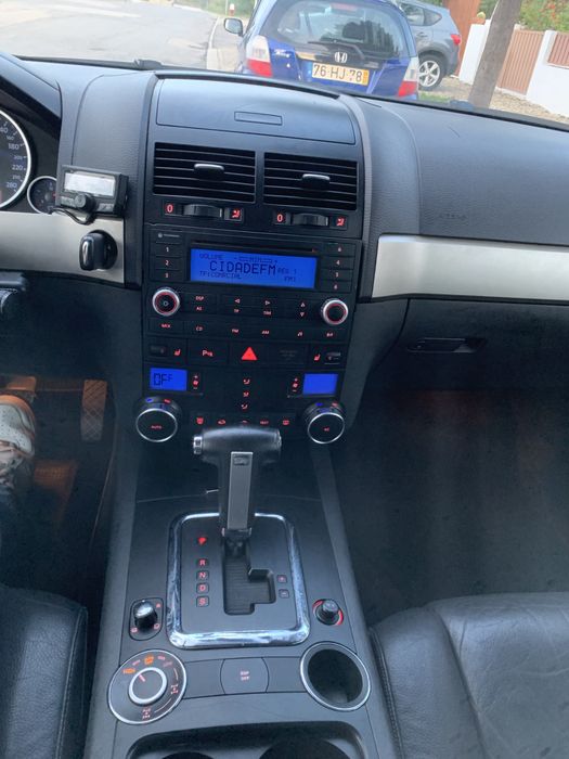VW Touareg 3.0 V6 TDI 245cv Automático – 2009