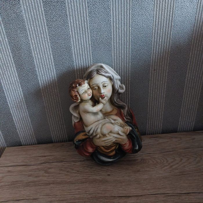 Stara płaskorzeźba