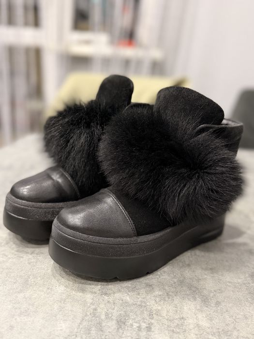 Жіночі зимові уггі/черевики з натуральним хутром