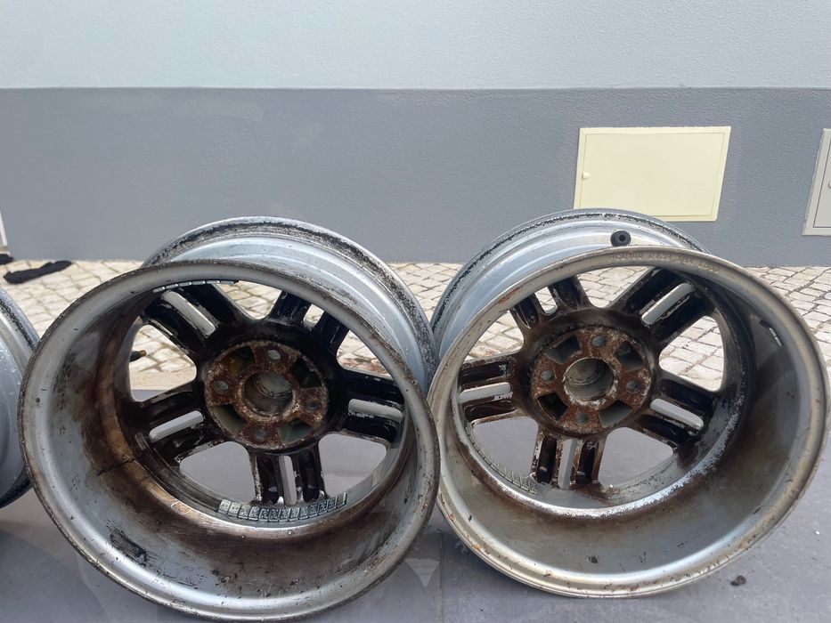 Jantes furacão 4-100, 15, Marca: Momo, Mitsubishi