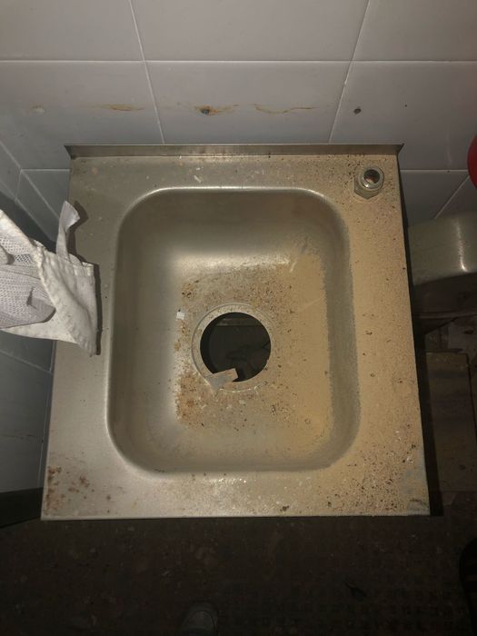 Lavatório em inox, novinho