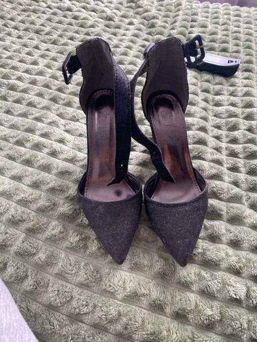 Чарівгі туфлі розмір 37