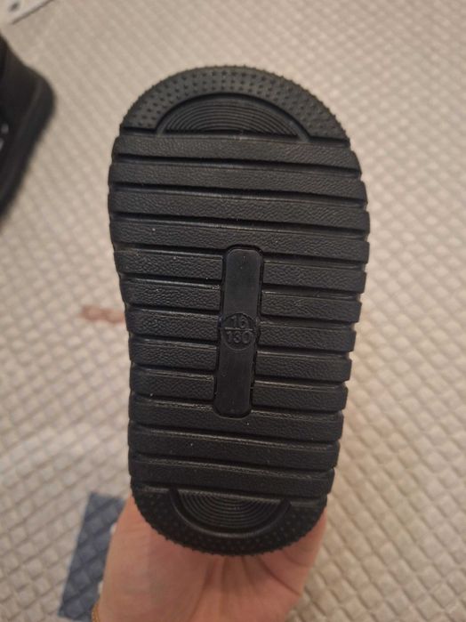 Весняні чобітки дитячі