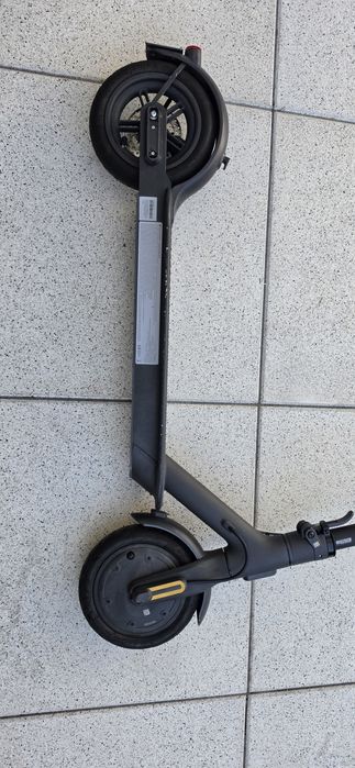 Hulajnoga Xiaomi Electic  scooter 1s