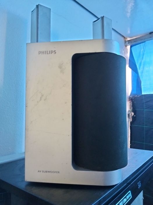 Colunas e subs de casa