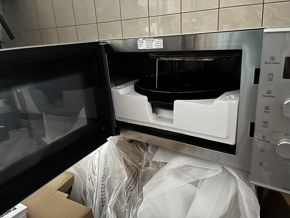 Nowa kuchenka mikrofalowa Panasonic