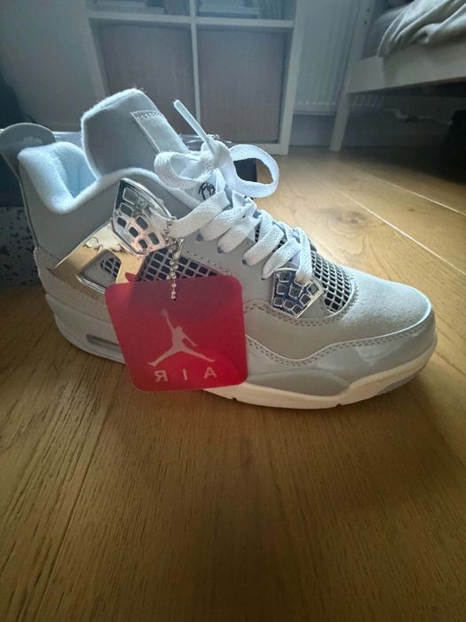 buty Jordan 4 Frozen stan bardzo dobry