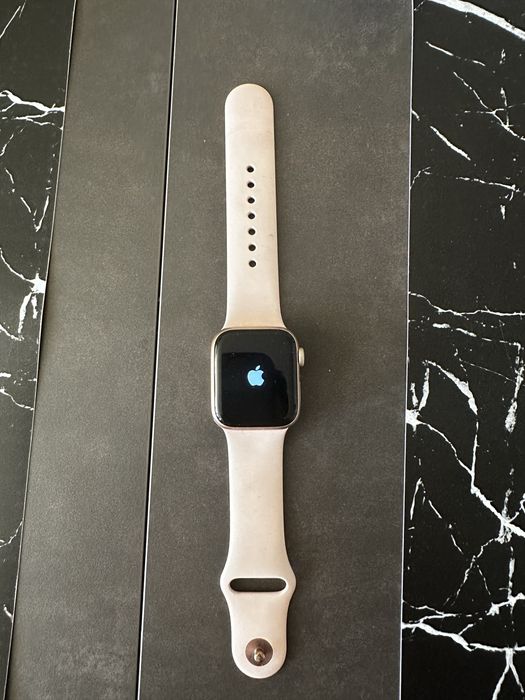 apple watch series 4 40mm - купити телефони та аксесуари - Ціна на