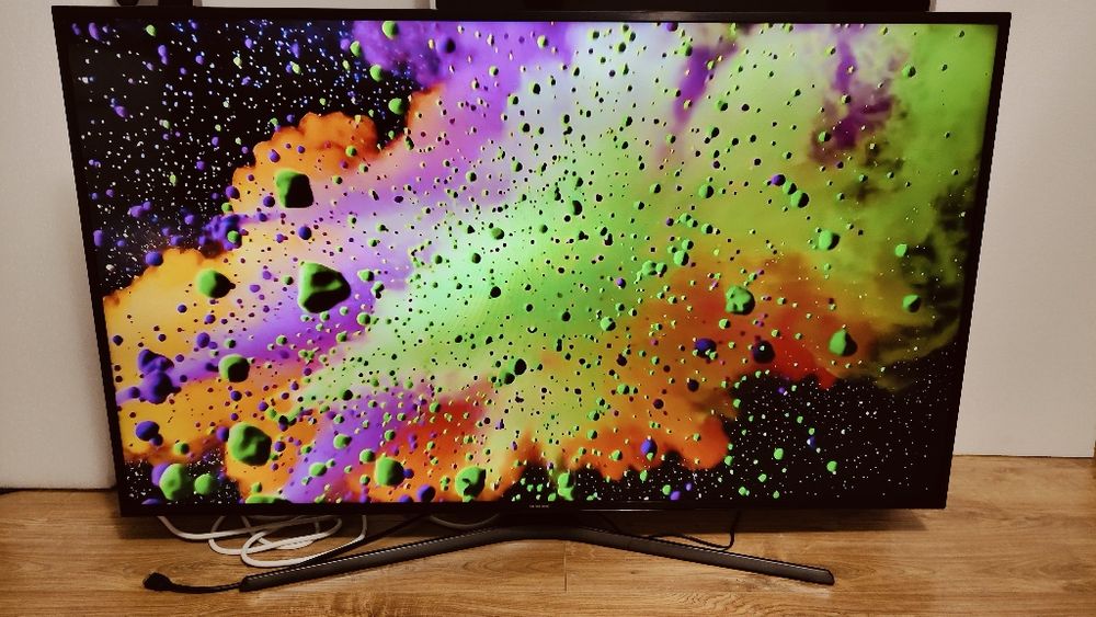 Samsung 55cali 4K UHD smart tv z Wi-Fi i dekoderem dvb-t2