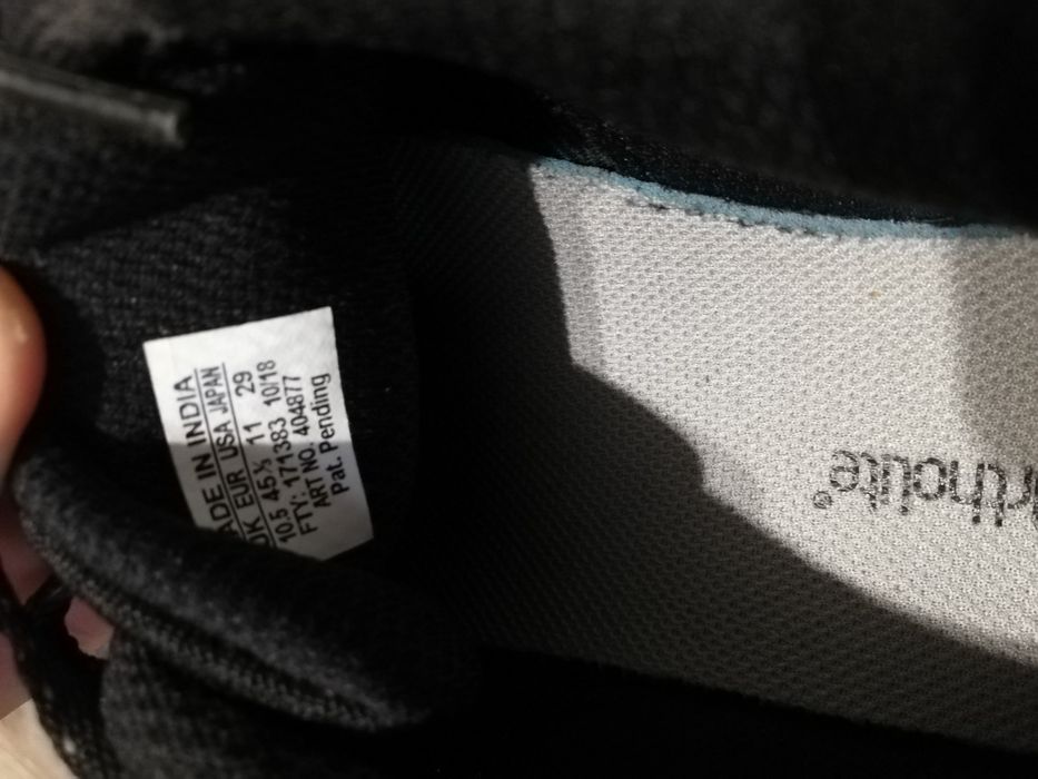 Salomon кросівки