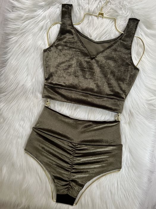 Strój do pole dance welurowy komplet szort twerk exo high heels khaki