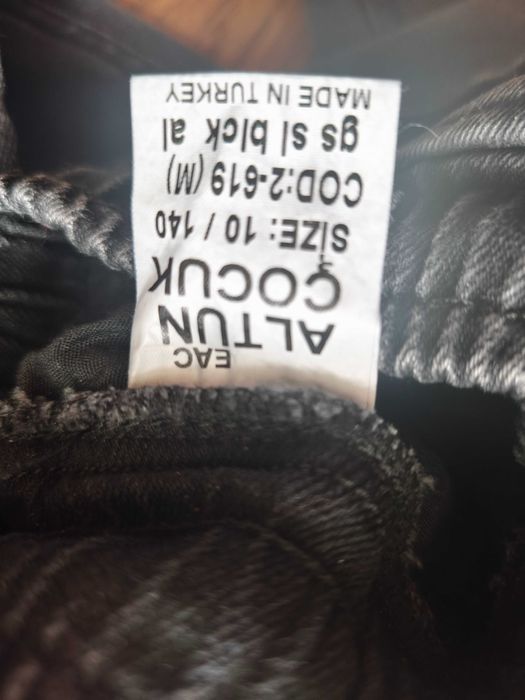 Продам джинси, джогери дуже в хорошому стані.