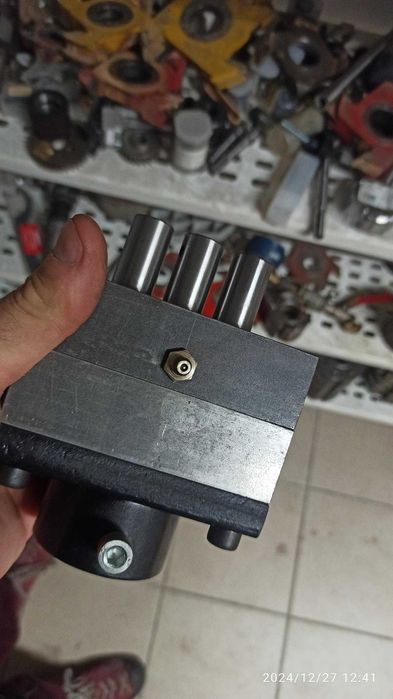 głowica do wiercenia gomad 3 x 32 mm z mocowaniem pod maszyne