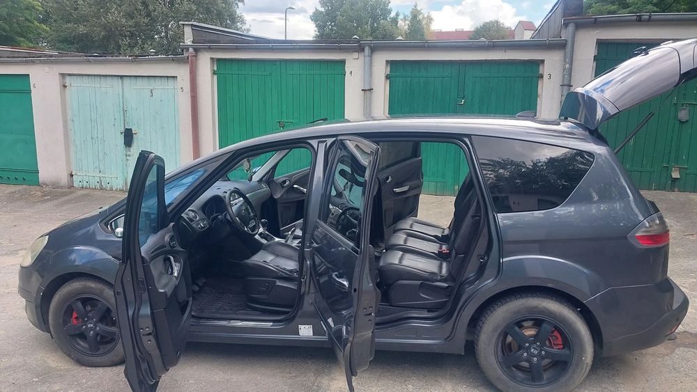 Ford S-Max