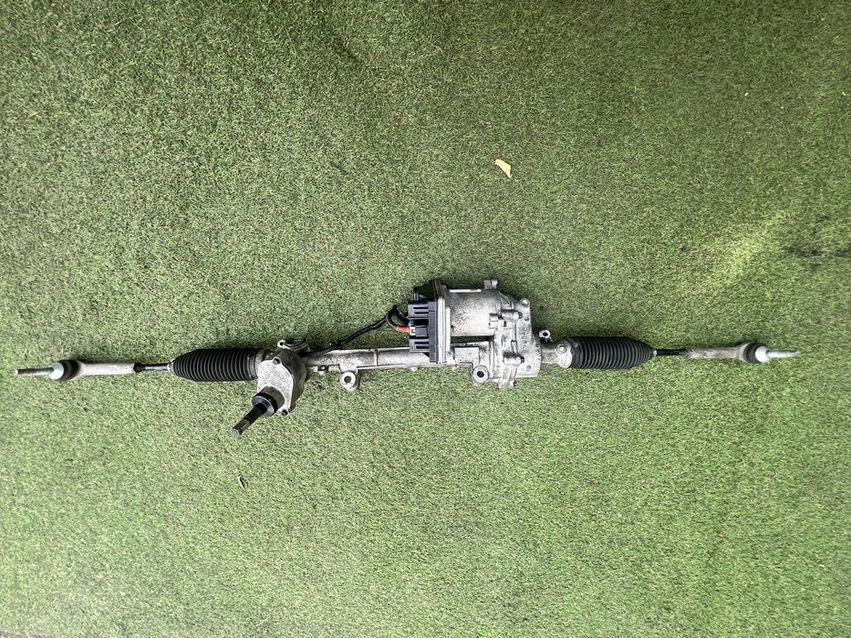 Рульова рейка Tesla model 3