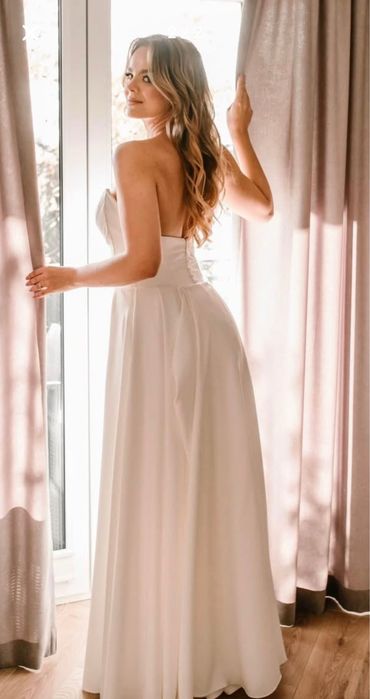 Suknia ślubna Prosta Jedwab 38/40 rozmiar