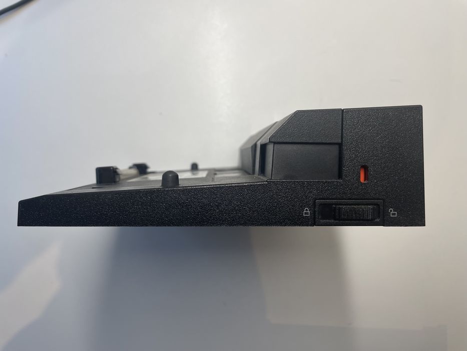 Base para PCs portateis DELL - PR03X e K07A