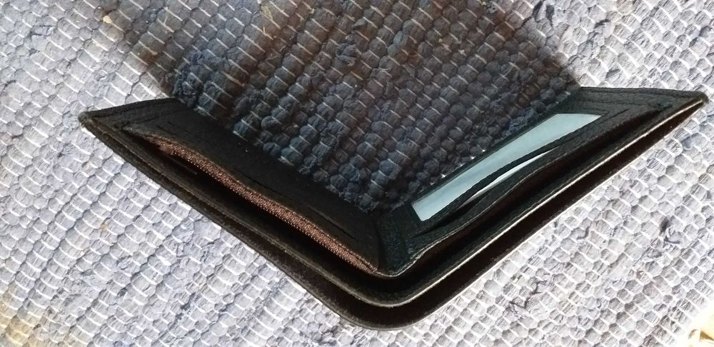 Carteira - nova - portes incluidos