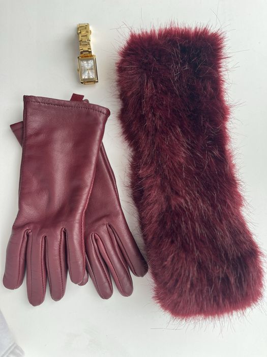 зимова хутряна повязка кольору бордо/бургунді.