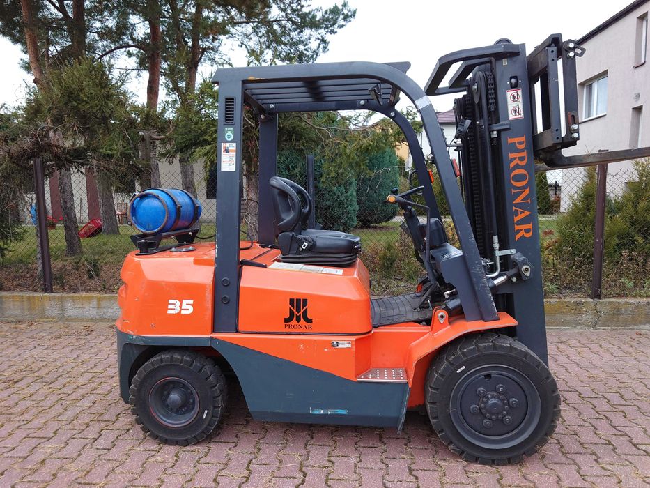 Wózek widłowy PRONAR 3,5t triplex 2021r gaz.