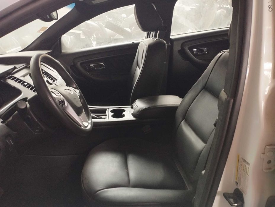 Салон сидения потолок пластик салона Ford Taurus 2012-2018
