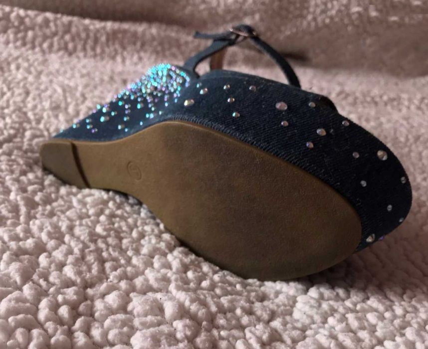 Sandálias de cunha em ganga