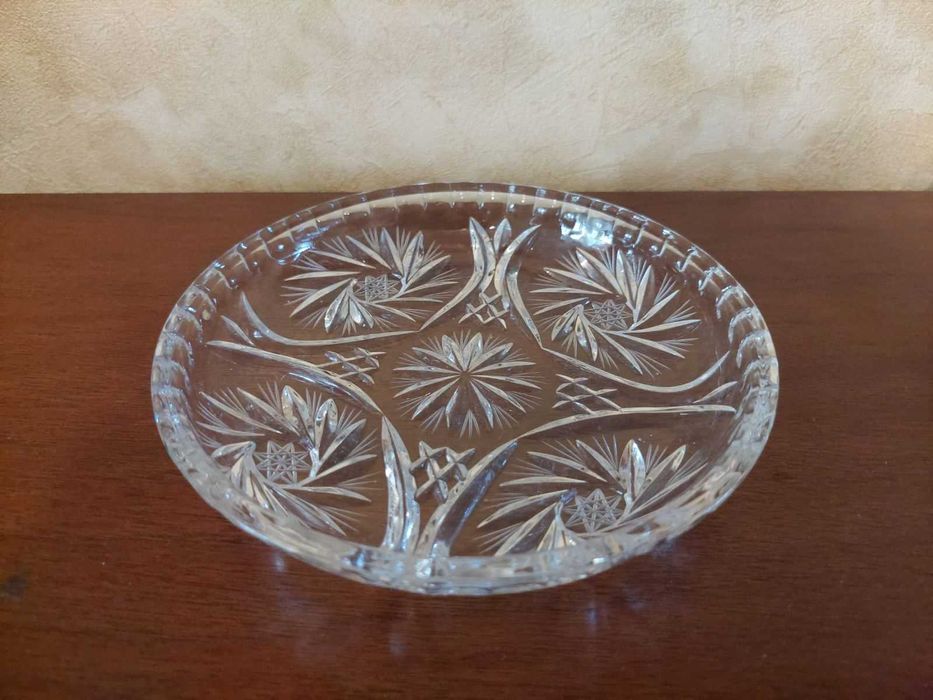 Набір кришталевого столового посуду 5 предметів.