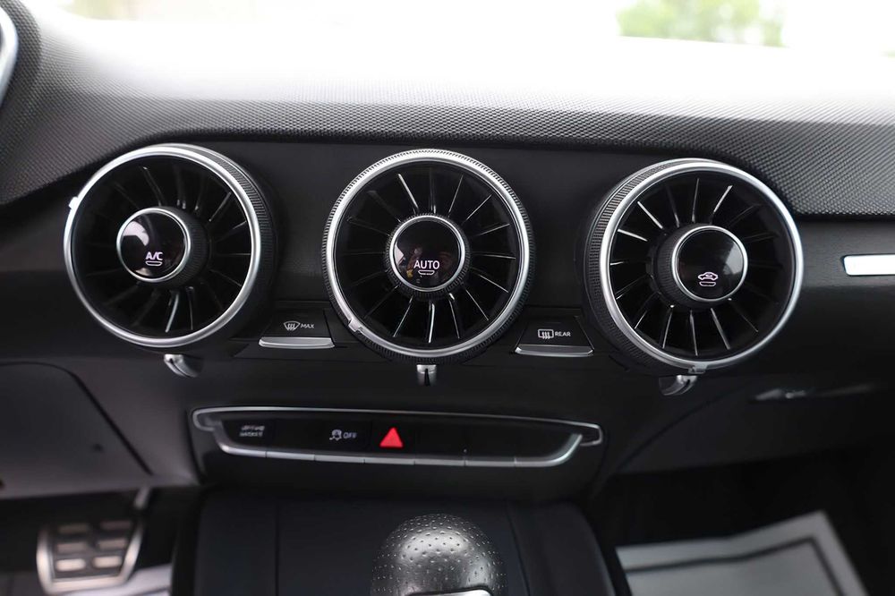 Audi TT quattro      2018