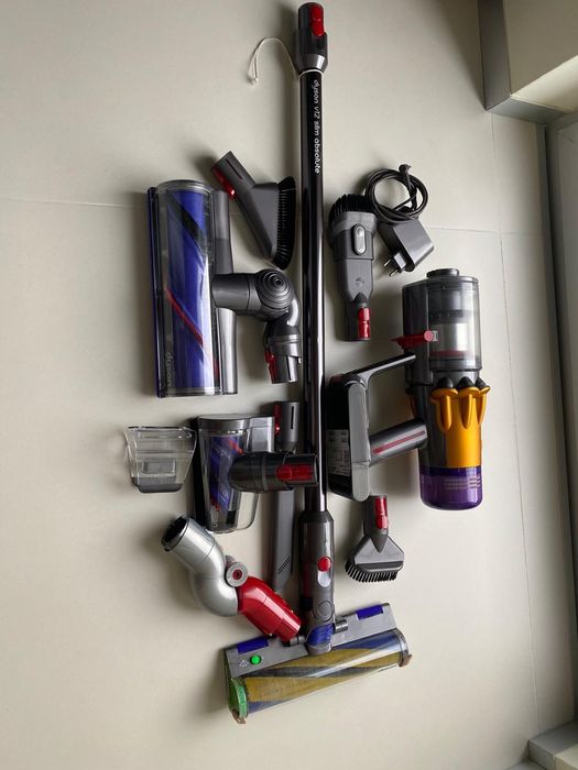 Aspirador Dyson  V12 absolute Slim  2021