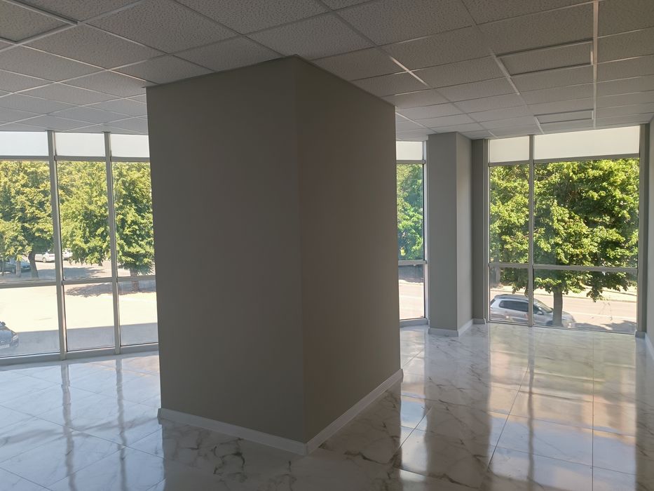 аренда офиса салона. фасад