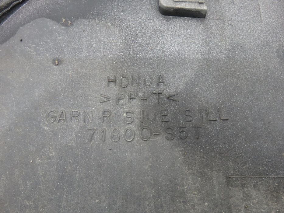Listwy Progowe Honda Civic VII 3d 71850s5t 71800s5t Nh623m