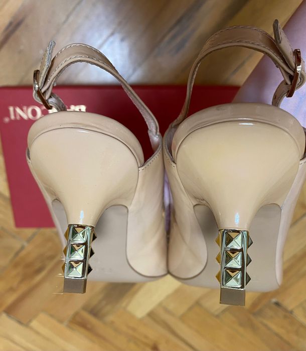 Босоніжки, туфлі Basconi 38 розмір