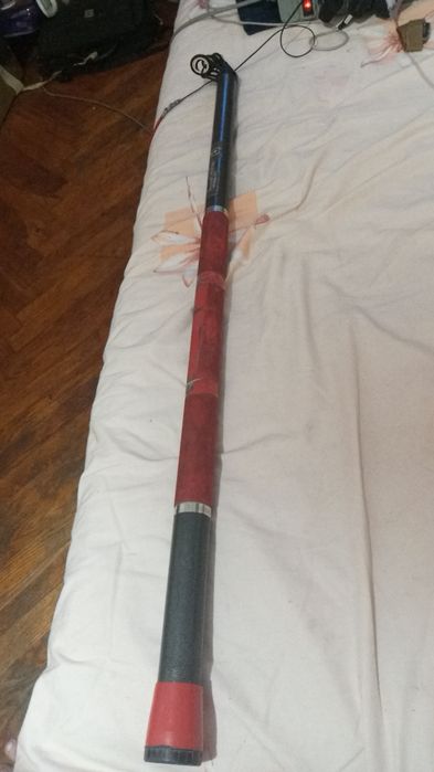 Продам снасті для риболовлі недорого.