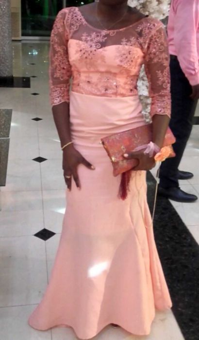 Vestido rosa feito sob medida