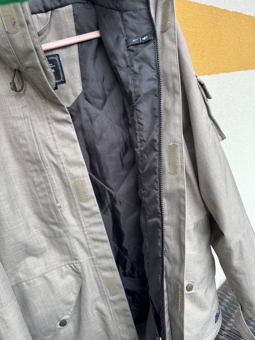 Чоловіча куртка Nike Storm-FIT ( M - L)