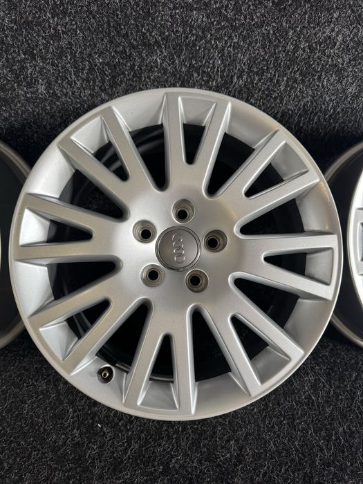 Диски Б/У 7R17 5x112 ET42 Dia 57.1 4F0601025AC Audi A4 A6 VW Passat