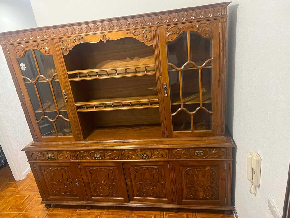 Movel de sala Ornamentado