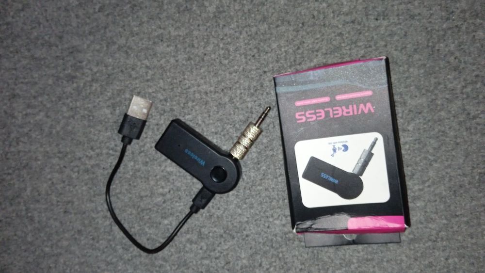 Bluetooth AUX Приемник  адаптер music mp3 Receiver блютуз 3.5мм аукс