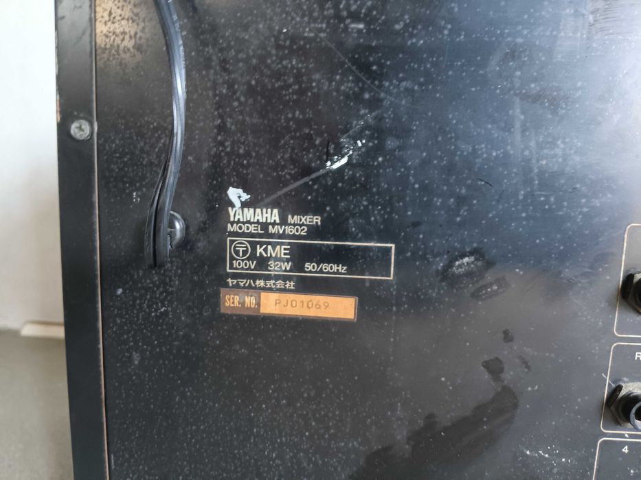 Yamaha mv1602 mixer