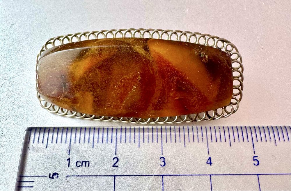 Винтажная брошь. Балтийский янтарь