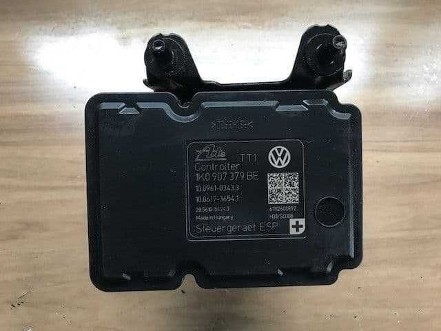 ABS VW Golf Jetta  1K0907379BE 1k0614517CP