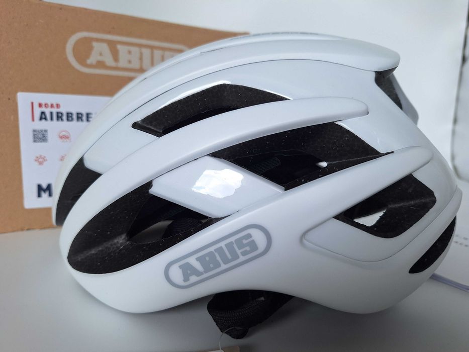 Kask rowerowy szosowy Abus AirBreaker Polar White Matt M 52-58cm