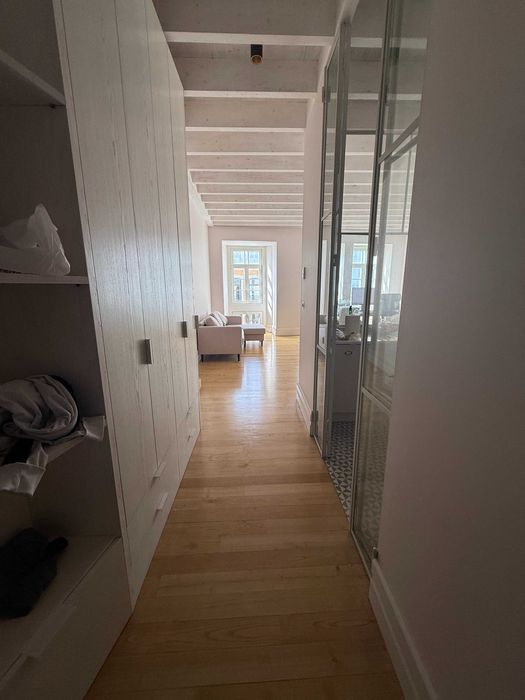 apartamento t3  R. de Mouzinho da Silveira 180