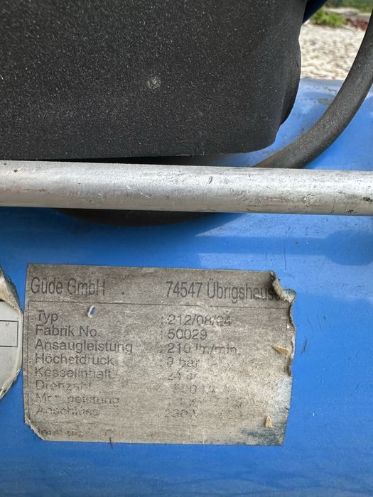 Kompresor bezolejowy 24 l