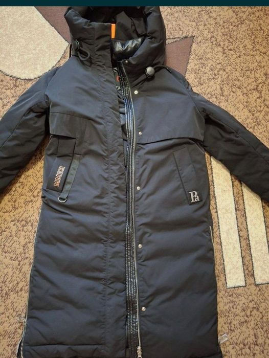 Жіноче пальто. На підлітка. Зимова