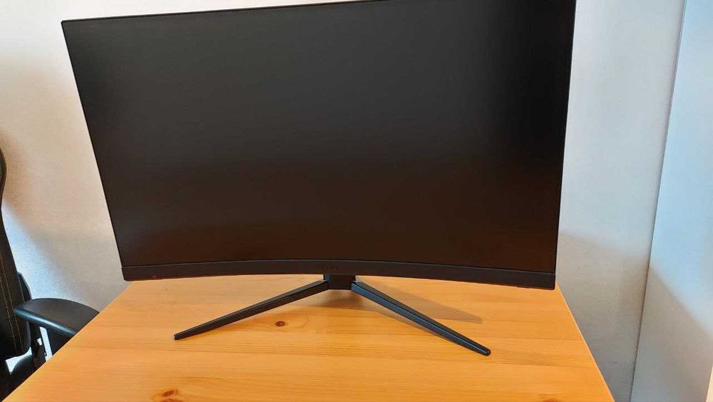 MSI Optix MAG272C 27 " чорний
