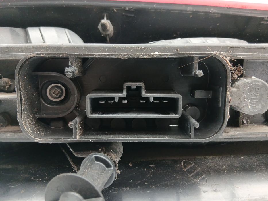 Farolim direito FORD C-Max (DM2)