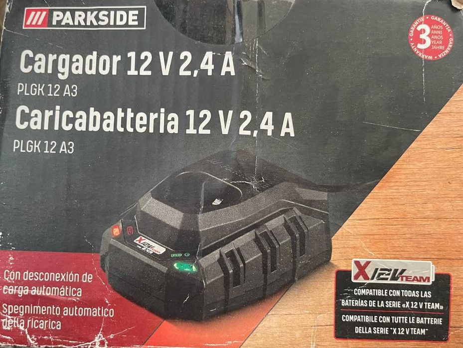 Carregador Parkside 12V 2,4A