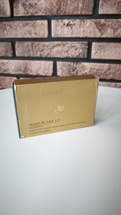 Вінтажна пудра Lancome Maquicake UV Excellence